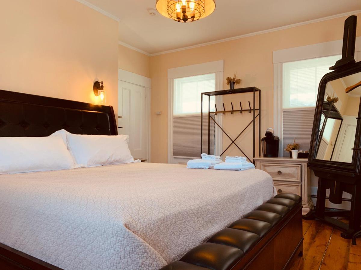 היאניס פורט Sea Street Inn מראה חיצוני תמונה