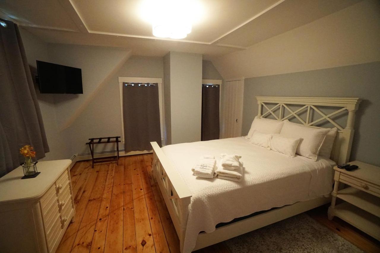 היאניס פורט Sea Street Inn מראה חיצוני תמונה